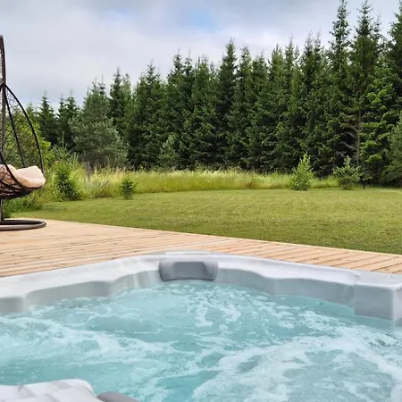 Semesterbostad Paus Kernu