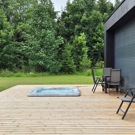 Semesterbostad Paus Kernu